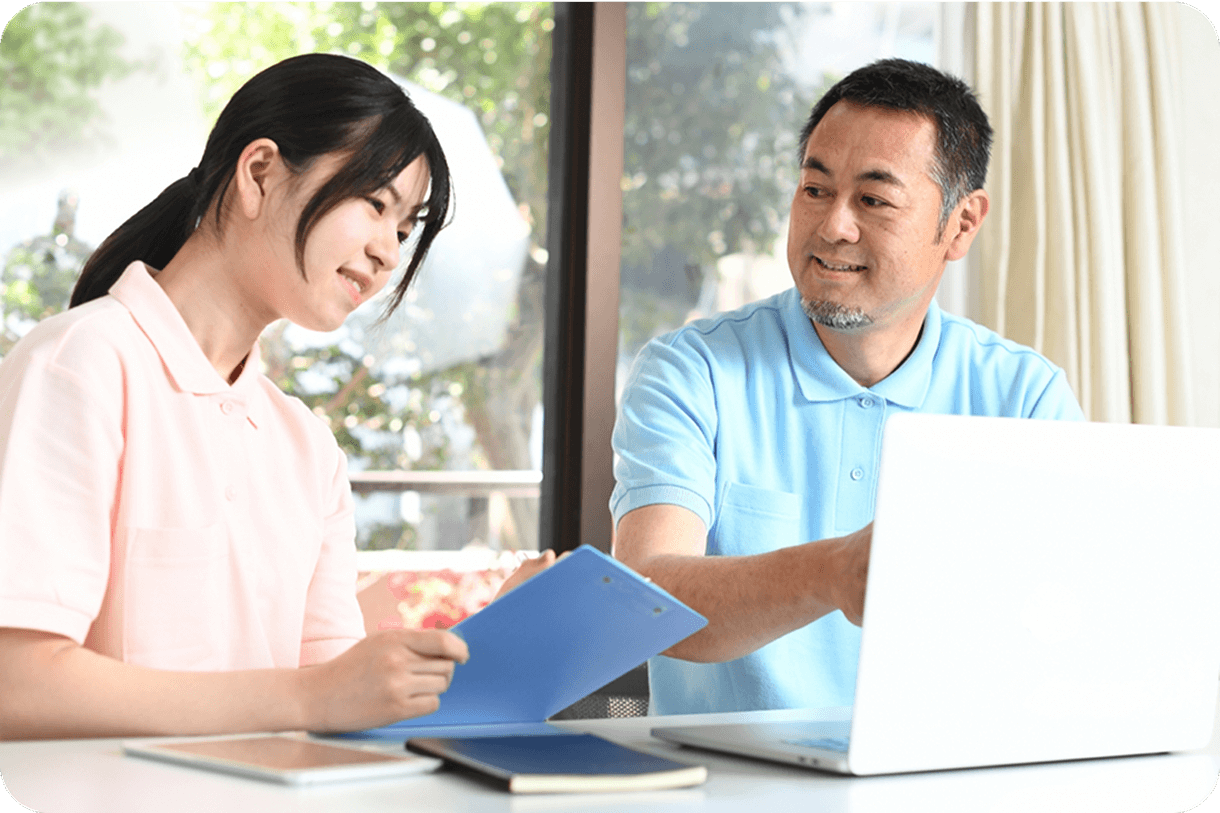 介護士２名